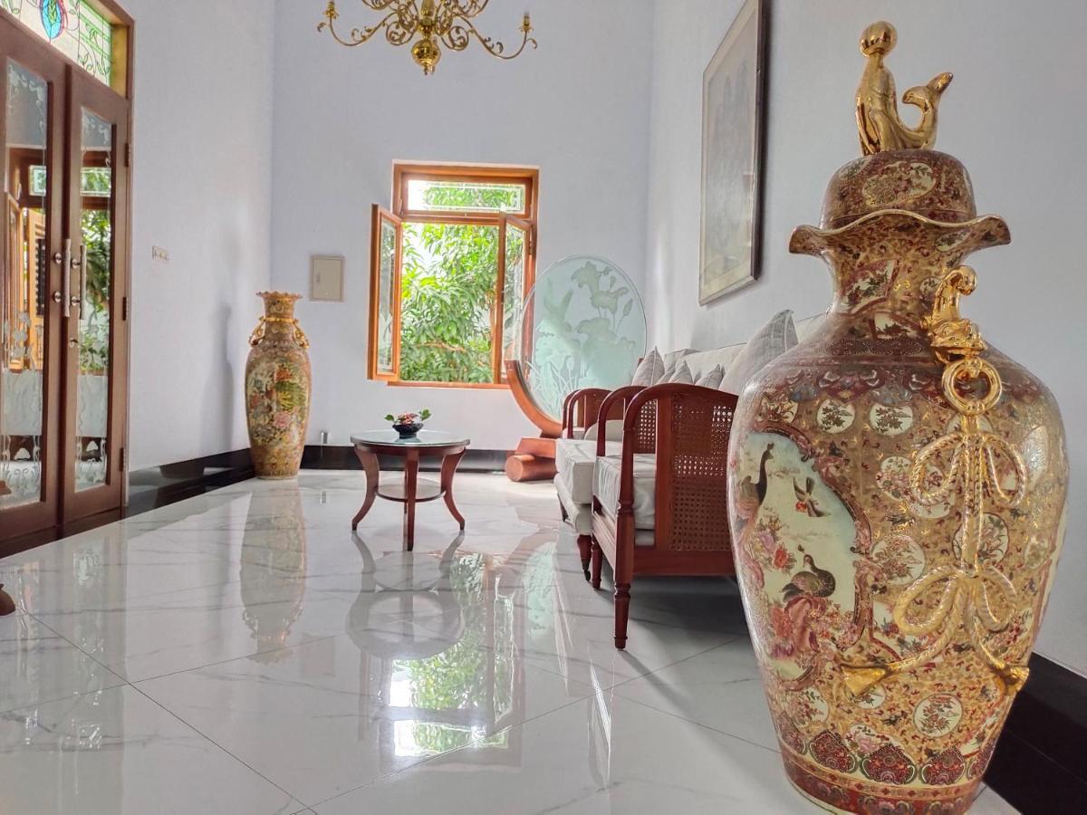 Griya Asih Hotel Yogyakarta Exterior photo