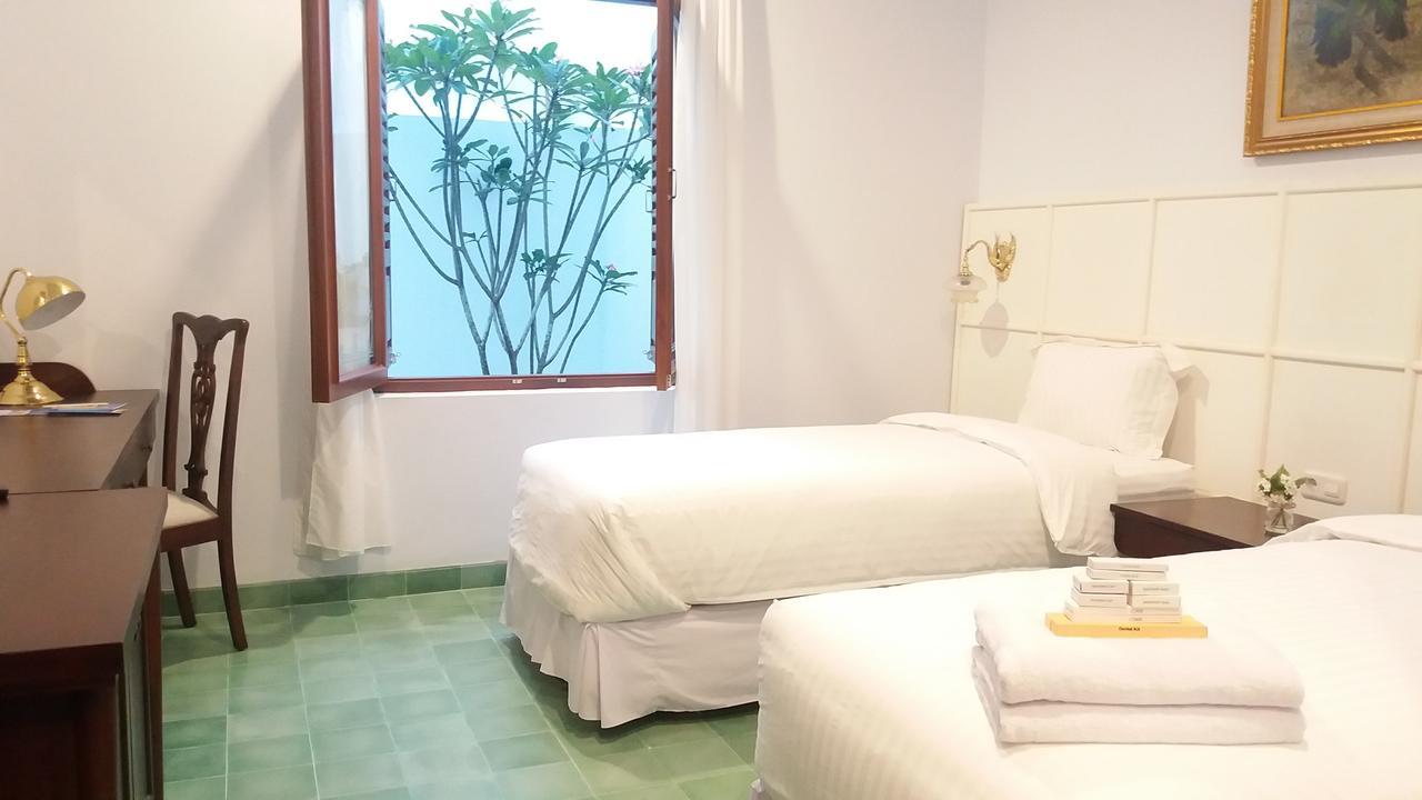 Griya Asih Hotel Yogyakarta Exterior photo
