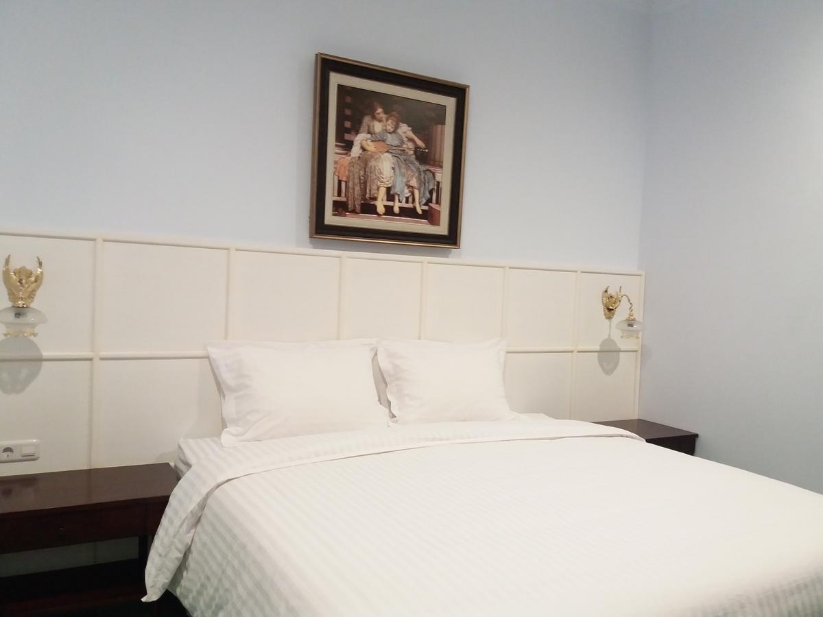 Griya Asih Hotel Yogyakarta Exterior photo